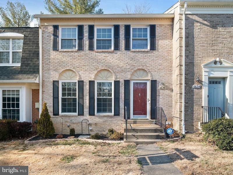 6636 GREEN ASH DR, Springfield, VA 22152