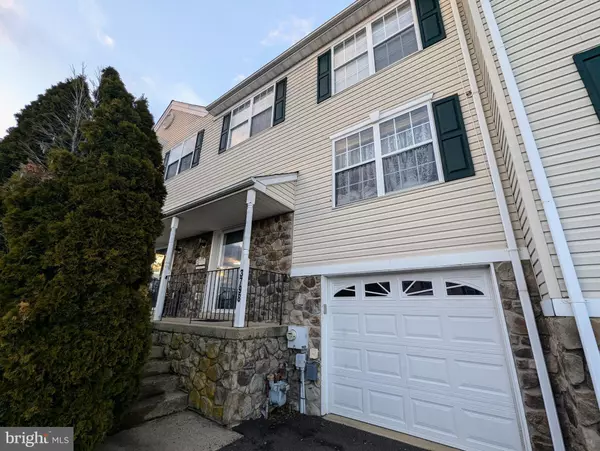 Doylestown, PA 18902,3798 SWETLAND DR