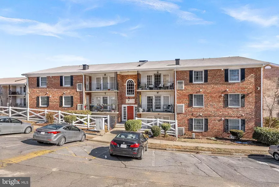 12707 GORDON BLVD #52, Woodbridge, VA 22192