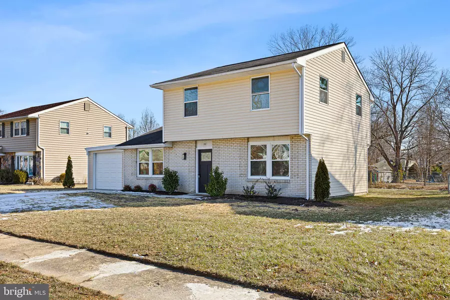 22 NOBLE CT, Newark, DE 19713