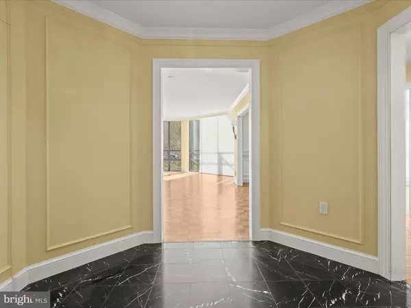 Pikesville, MD 21208,4001 OLD COURT RD #204