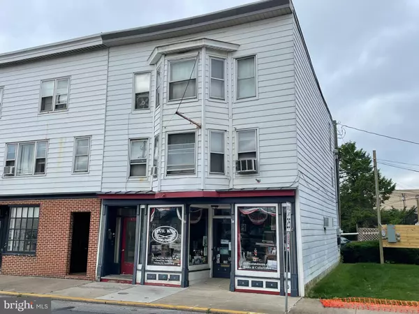 Mechanicsburg, PA 17055,10 S MARKET ST