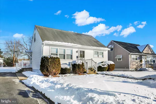 15 BEECHWOOD DR, Middletown, PA 17057