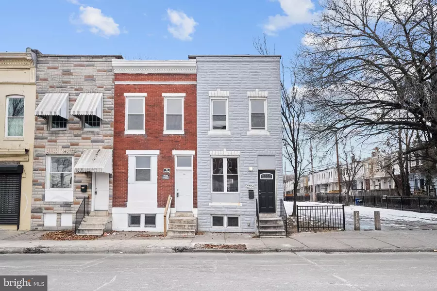 2706 GREENMOUNT AVE, Baltimore, MD 21218