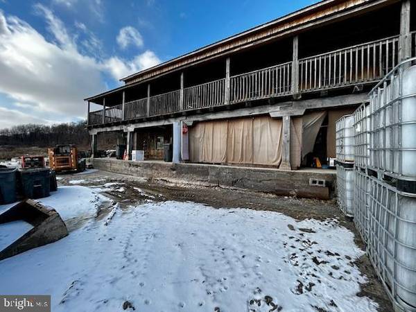 Morgantown, PA 19543,330 SHILOH RD #BARN