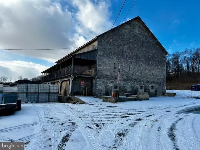 330 SHILOH RD #BARN, Morgantown, PA 19543