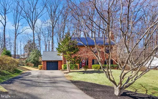 Annandale, VA 22003,4920 KINGSTON DR