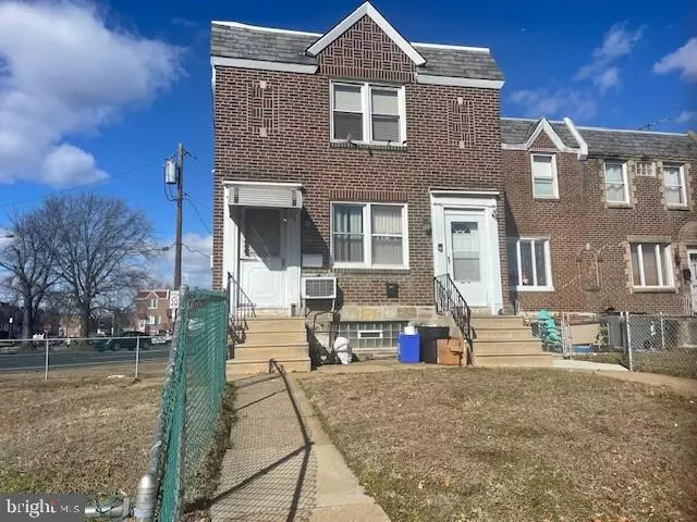 Philadelphia, PA 19135,6108 TACKAWANNA ST