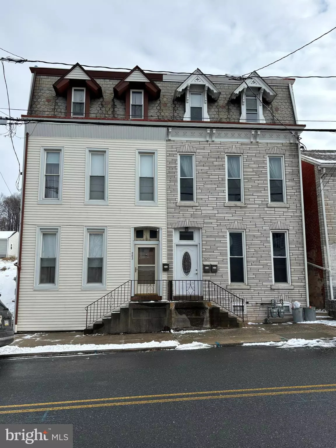 Hamburg, PA 19526,265 S 4TH ST