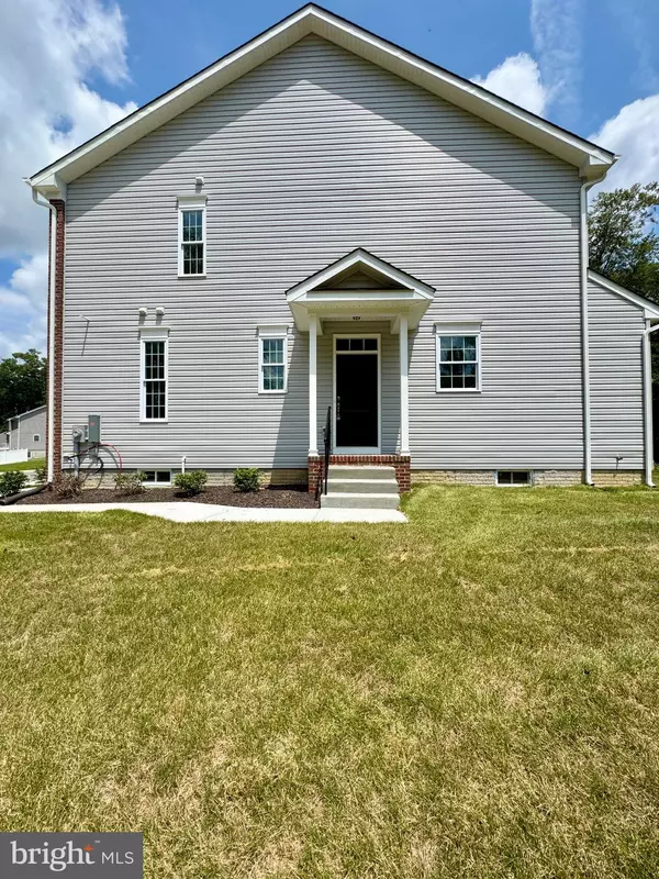 La Plata, MD 20646,3134 MAIZE PL