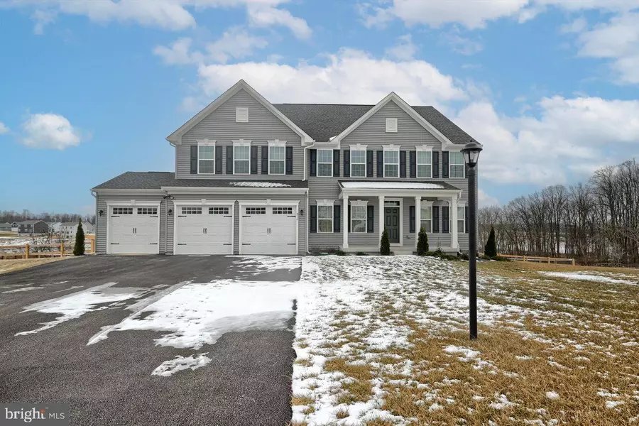 216 TYLER DR, Hanover, PA 17331