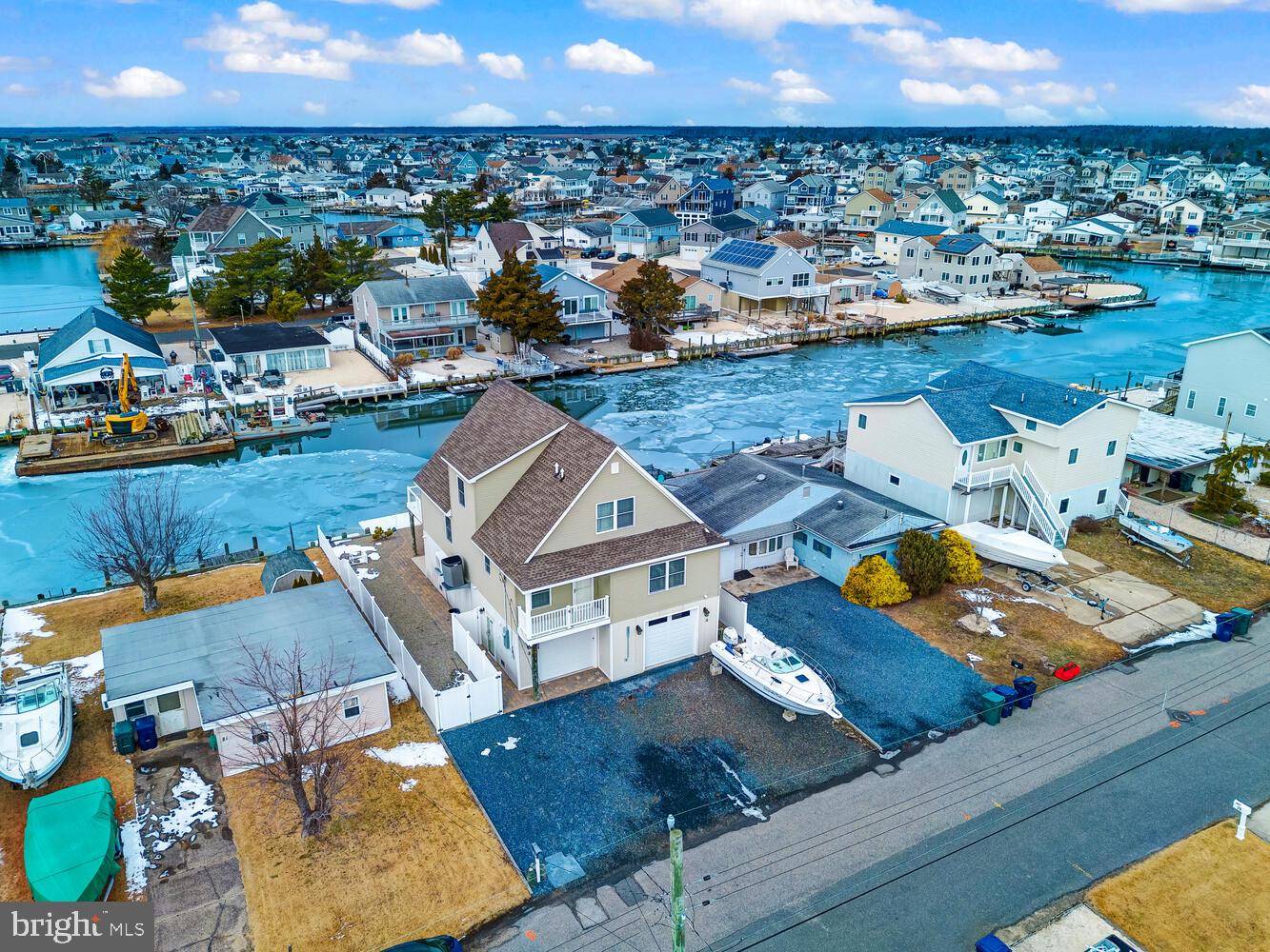 23 N CAPTAINS DR, Little Egg Harbor Twp, NJ 08087