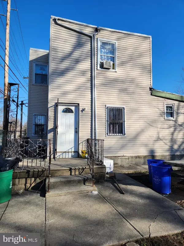 Camden, NJ 08105,57 N 22ND ST