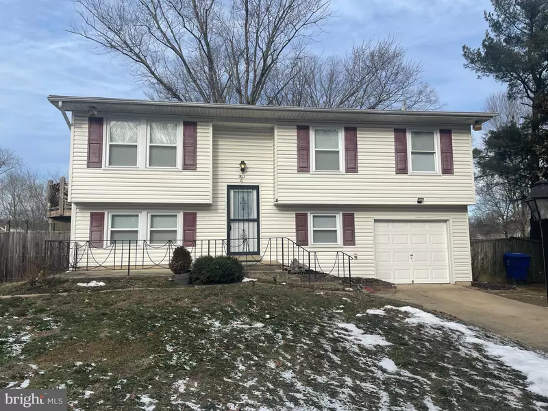 4 MARSHALL RD, Waldorf, MD 20602