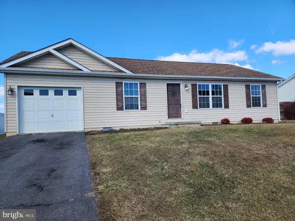 133 WALLACE AVE, Inwood, WV 25428