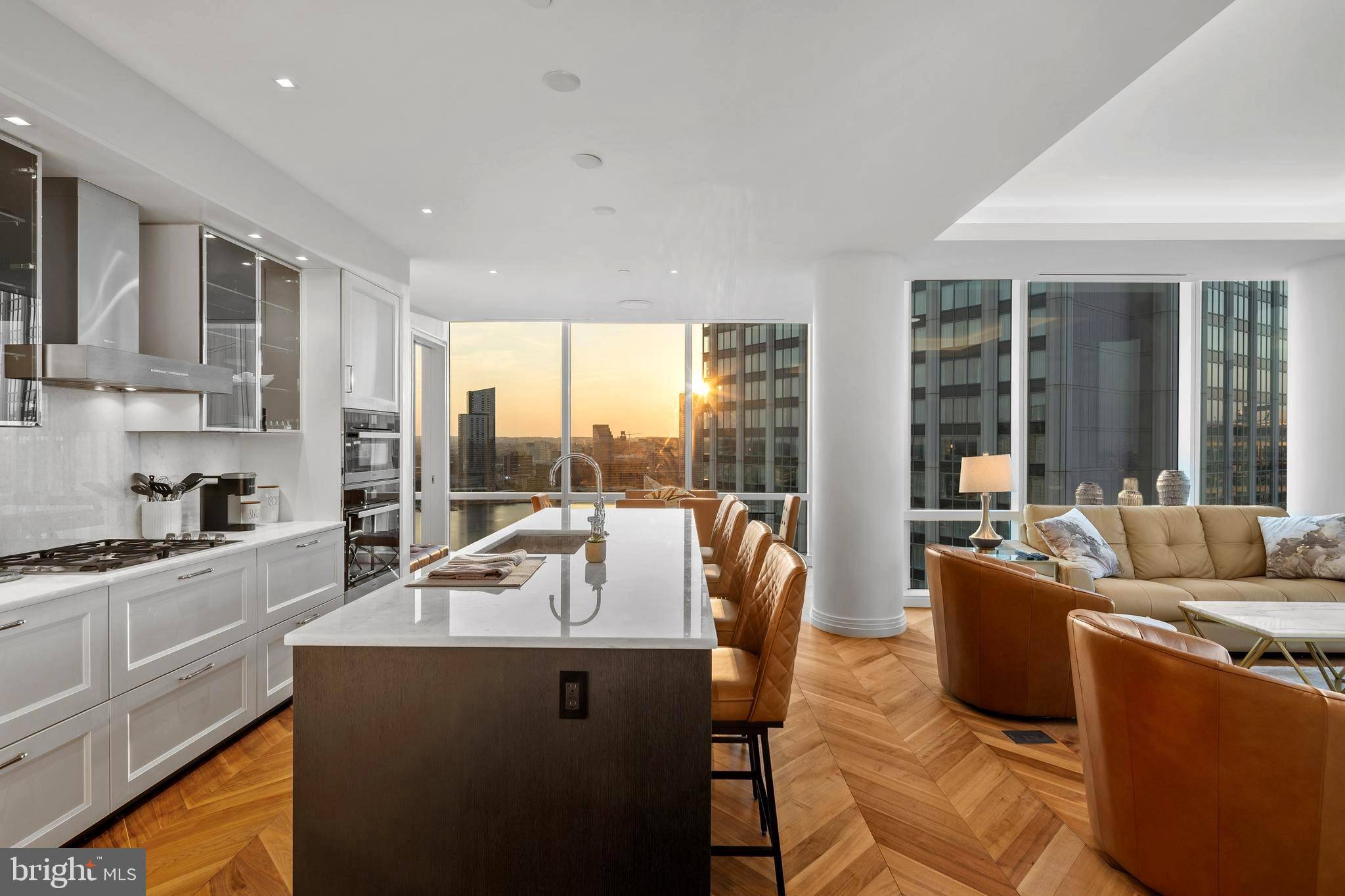 300 INTERNATIONAL DR #2303, Baltimore, MD 21202
