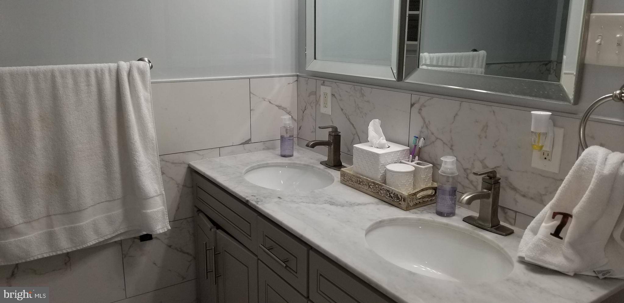 Philadelphia, PA 19127,116 GRAPE ST #2