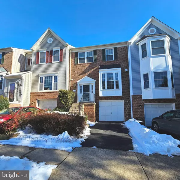 6814 KERRYWOOD CIR, Centreville, VA 20121