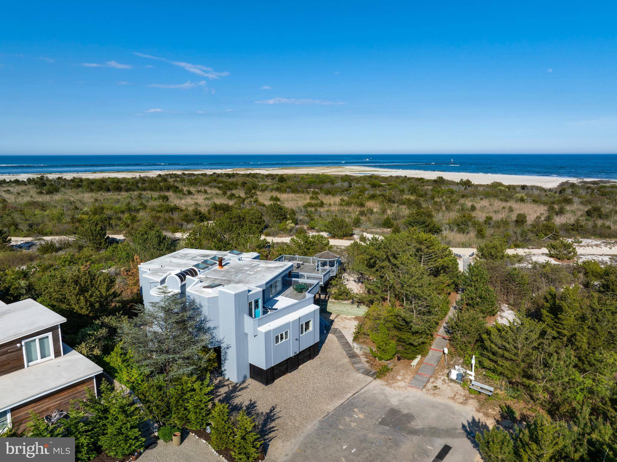 Barnegat Light, NJ 08006,22 E 7TH ST