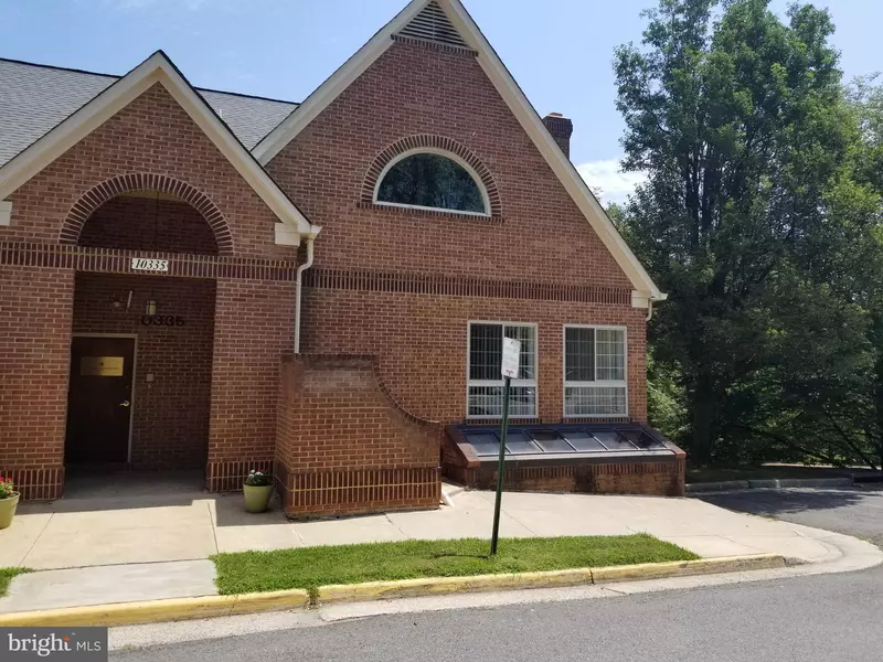 10335 DEMOCRACY LN #A, Fairfax, VA 22030