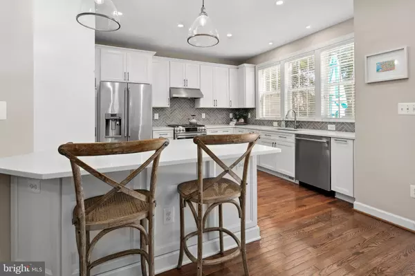 Annandale, VA 22003,4635 ASPEN HILL CT