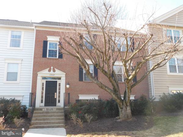 12009 GOLF RIDGE CT #101, Fairfax, VA 22033