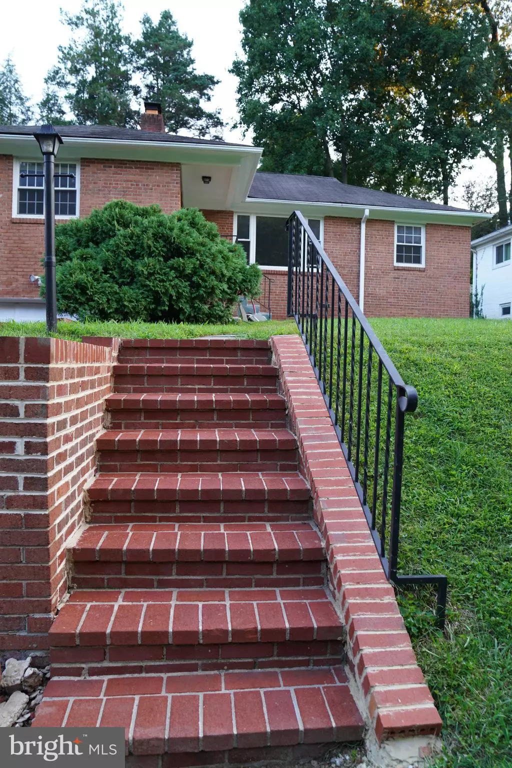 Bethesda, MD 20816,5612 MASSACHUSETTS AVE