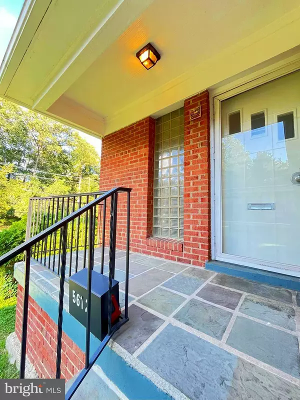 Bethesda, MD 20816,5612 MASSACHUSETTS AVE