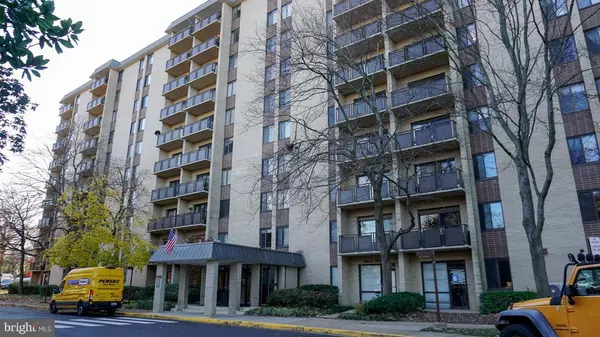 3100 S MANCHESTER ST #333, Falls Church, VA 22044