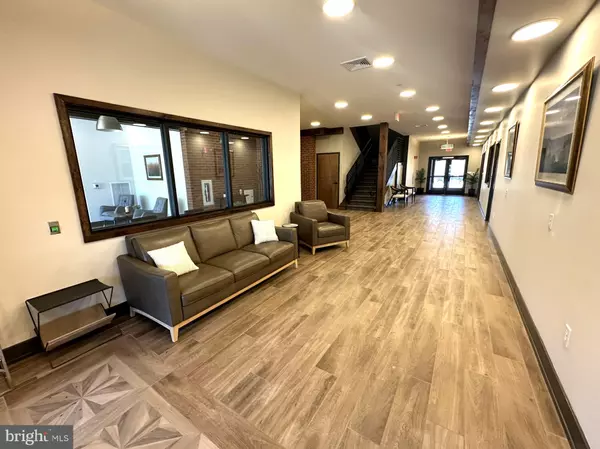 Chalfont, PA 18914,409 W BUTLER AVE #218 (D-06)