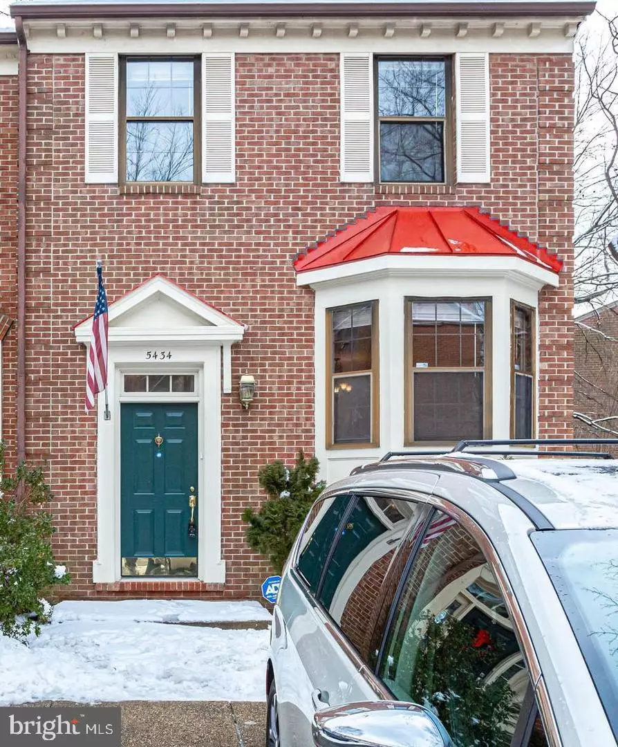 Alexandria, VA 22304,5434 BARRISTER PL