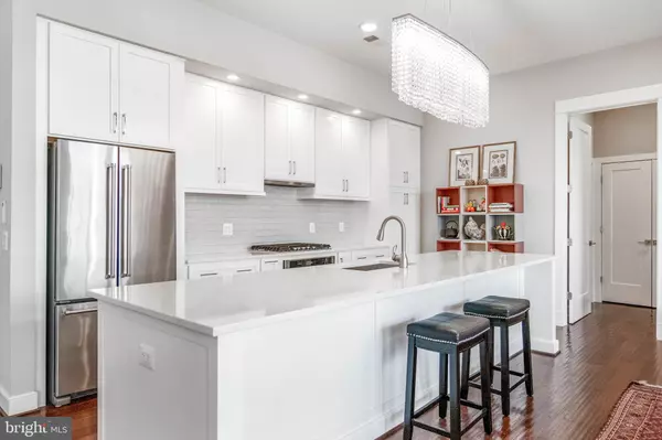 Leesburg, VA 20175,2 STATIONMASTER ST SE #302