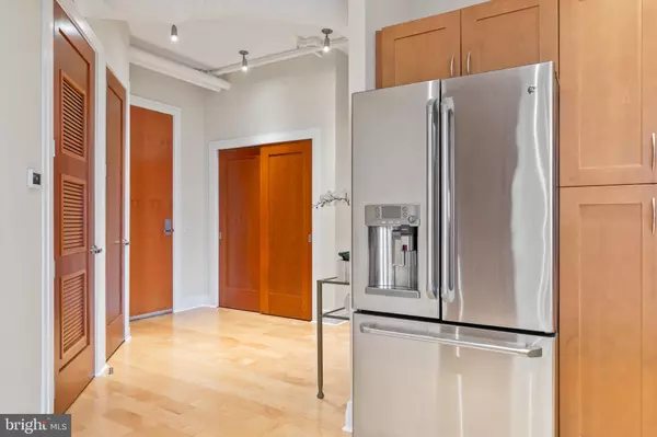 Washington, DC 20001,811 4TH ST NW #1011