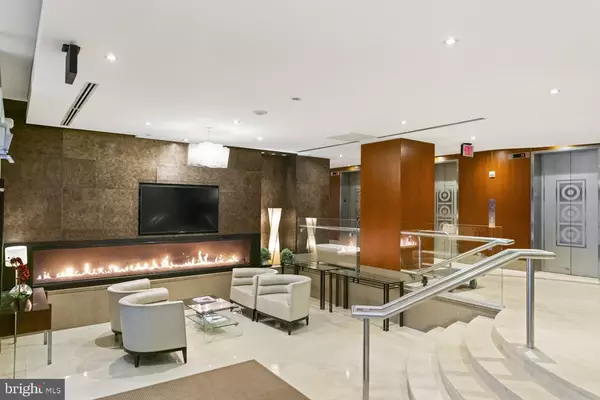 Washington, DC 20001,811 4TH ST NW #1011