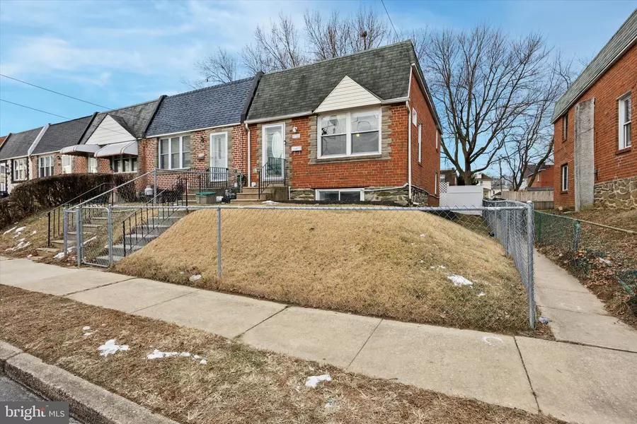 1552 SUMMIT ST, Linwood, PA 19061