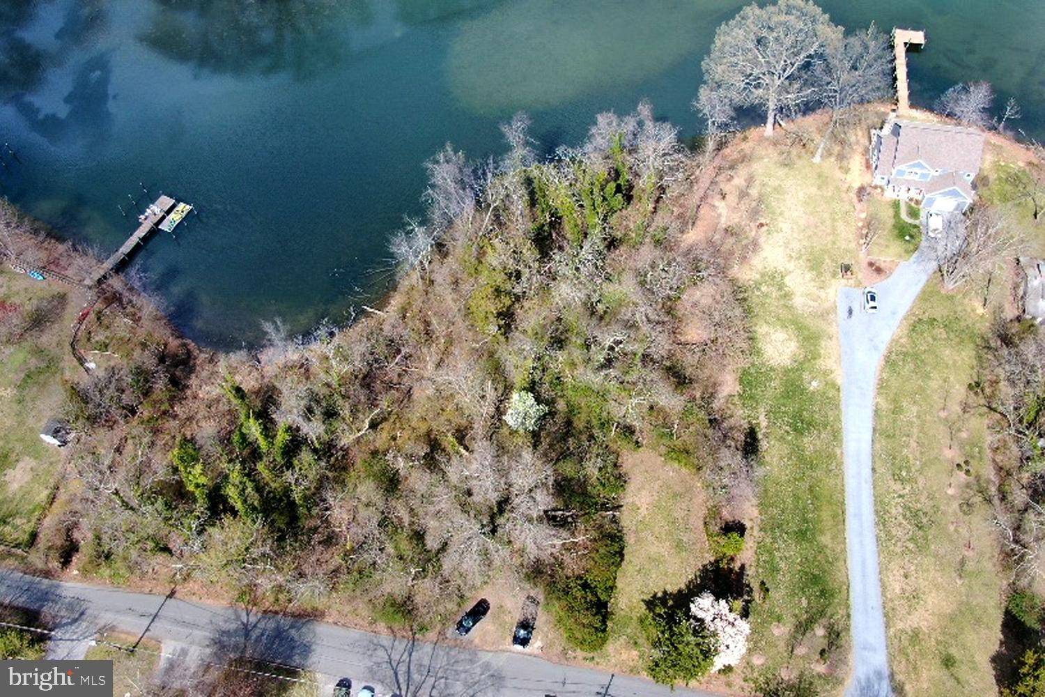 Galesville, MD 20765,946 BENNING RD