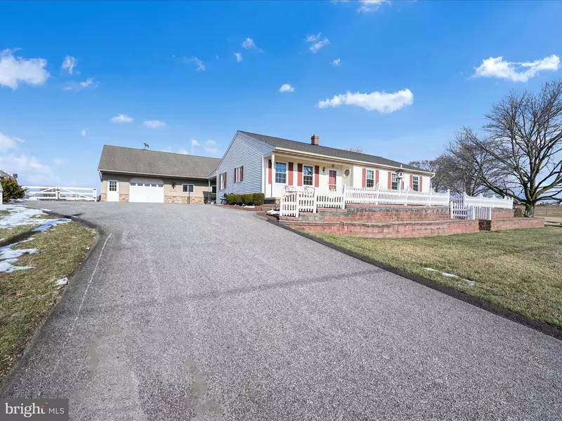 29 LITTLE BEAVER RD, Strasburg, PA 17579