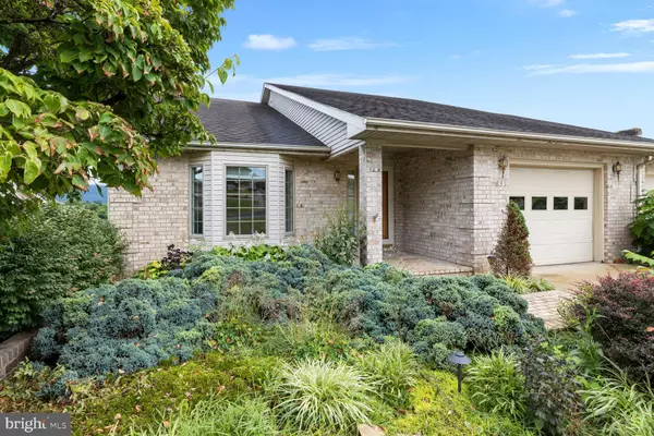 Woodstock, VA 22664,831 SUSAN AVE