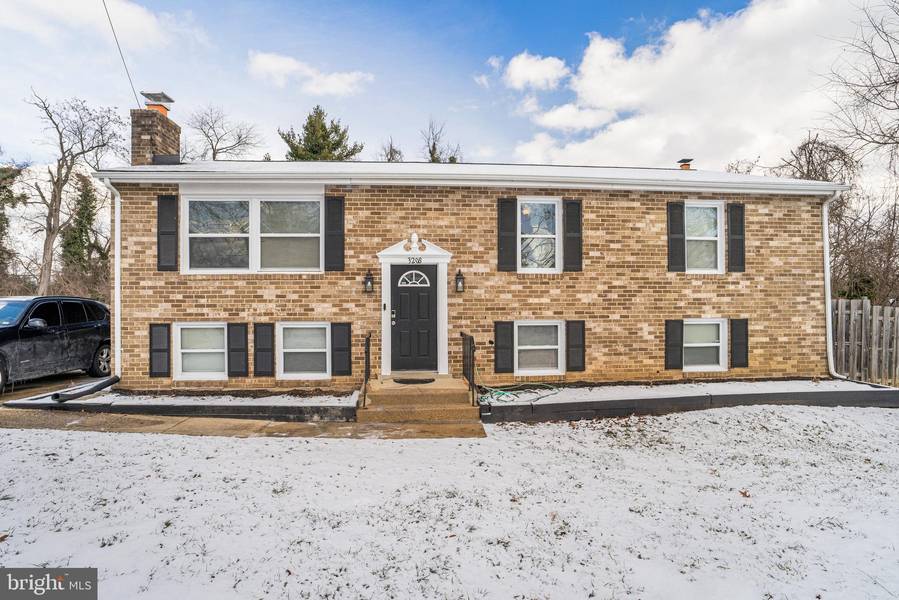 3208 MULBERRY LN, Temple Hills, MD 20748