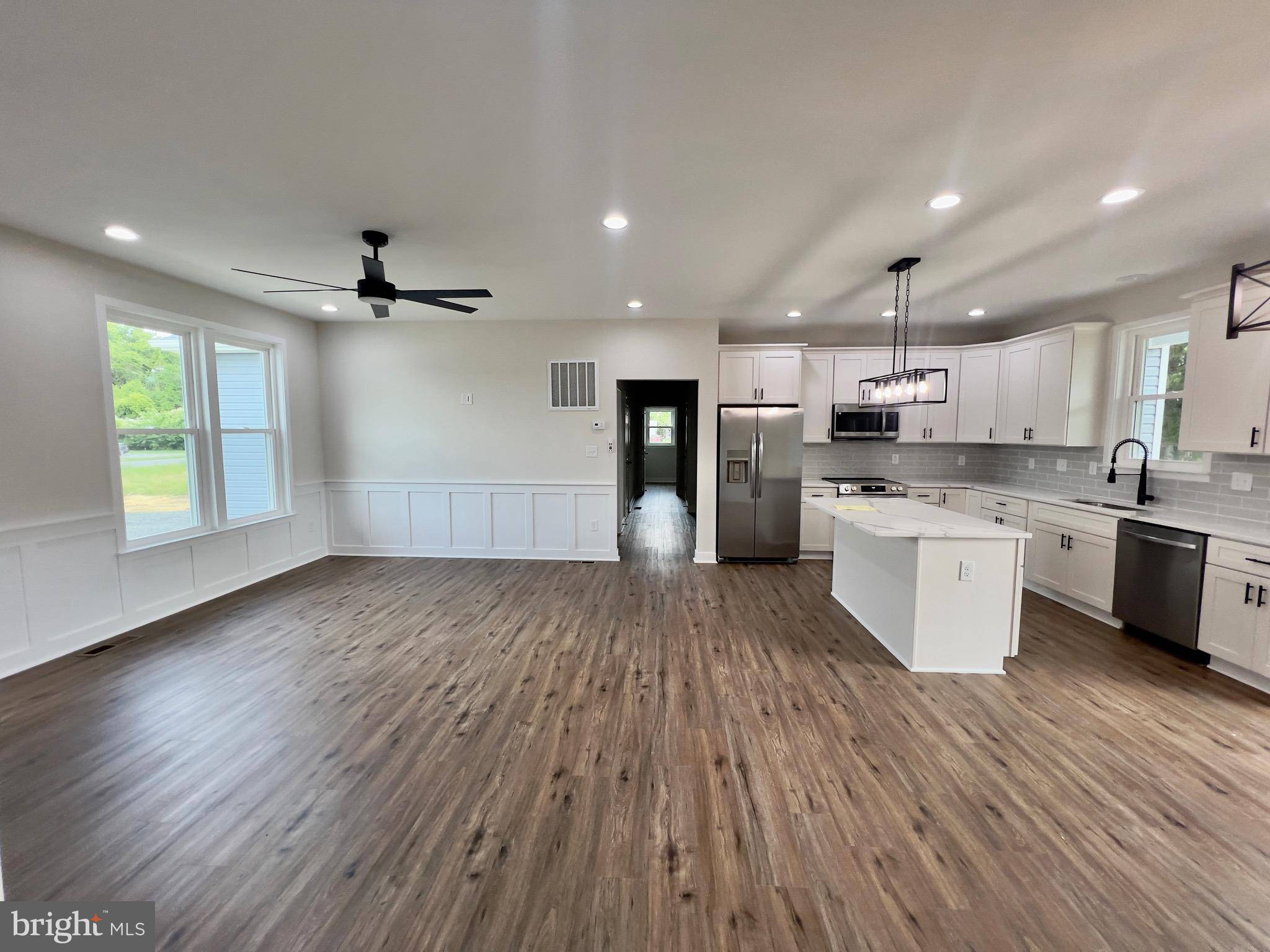 Colonial Beach, VA 22443,38 WEST POTOMAC DR