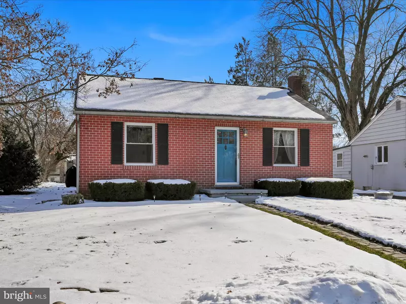 16 PLYMOUTH AVE, Lancaster, PA 17602