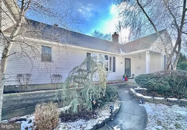 Spotswood, NJ 08884,311 OLD STAGE RD