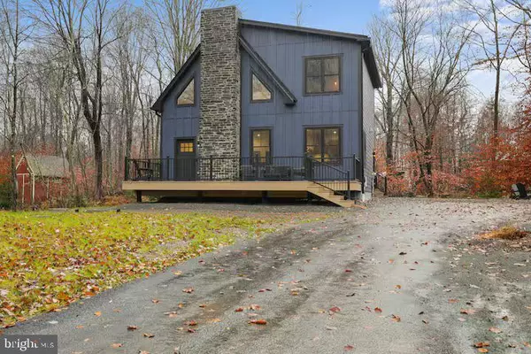 Pocono Lake, PA 18347,115 BUSHKILL DR