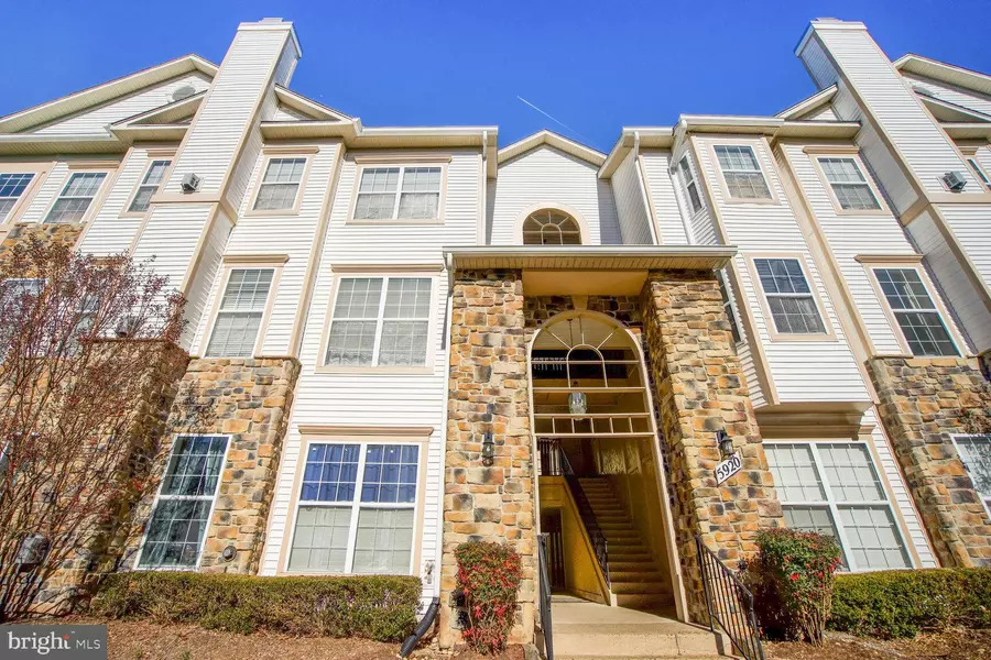 5920 FOUNDERS CROSSING CT #202, Alexandria, VA 22310