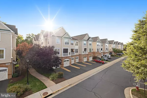 20375 BELMONT PARK TER #104, Ashburn, VA 20147