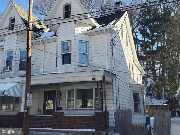 205 SCHUYLKILL AVE, Tamaqua, PA 18252