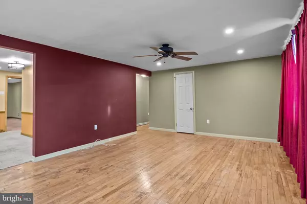 Horsham, PA 19044,238 GARDEN AVE