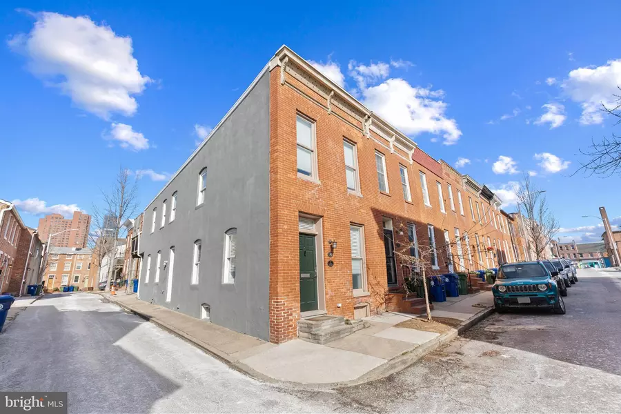 10 POULTNEY ST, Baltimore, MD 21230