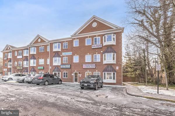 5985 COLUMBIA PIKE #300, Falls Church, VA 22041