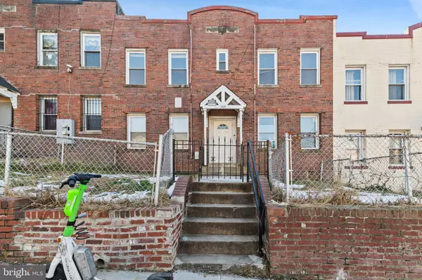 1213 PENN ST NE, Washington, DC 20002